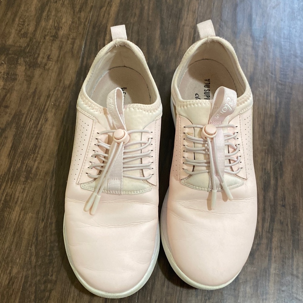 Clove pink reflective 2021 sneakers limited edition